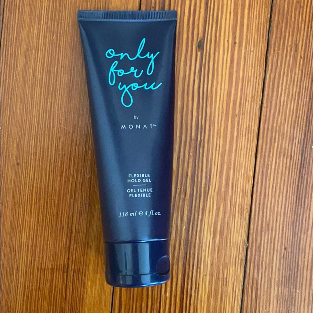 Sealed Monat flexible hold gel